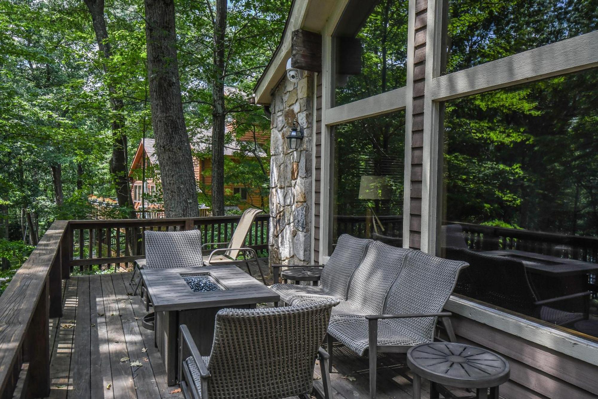 Slip Away Chalet МакГенрі Екстер'єр фото